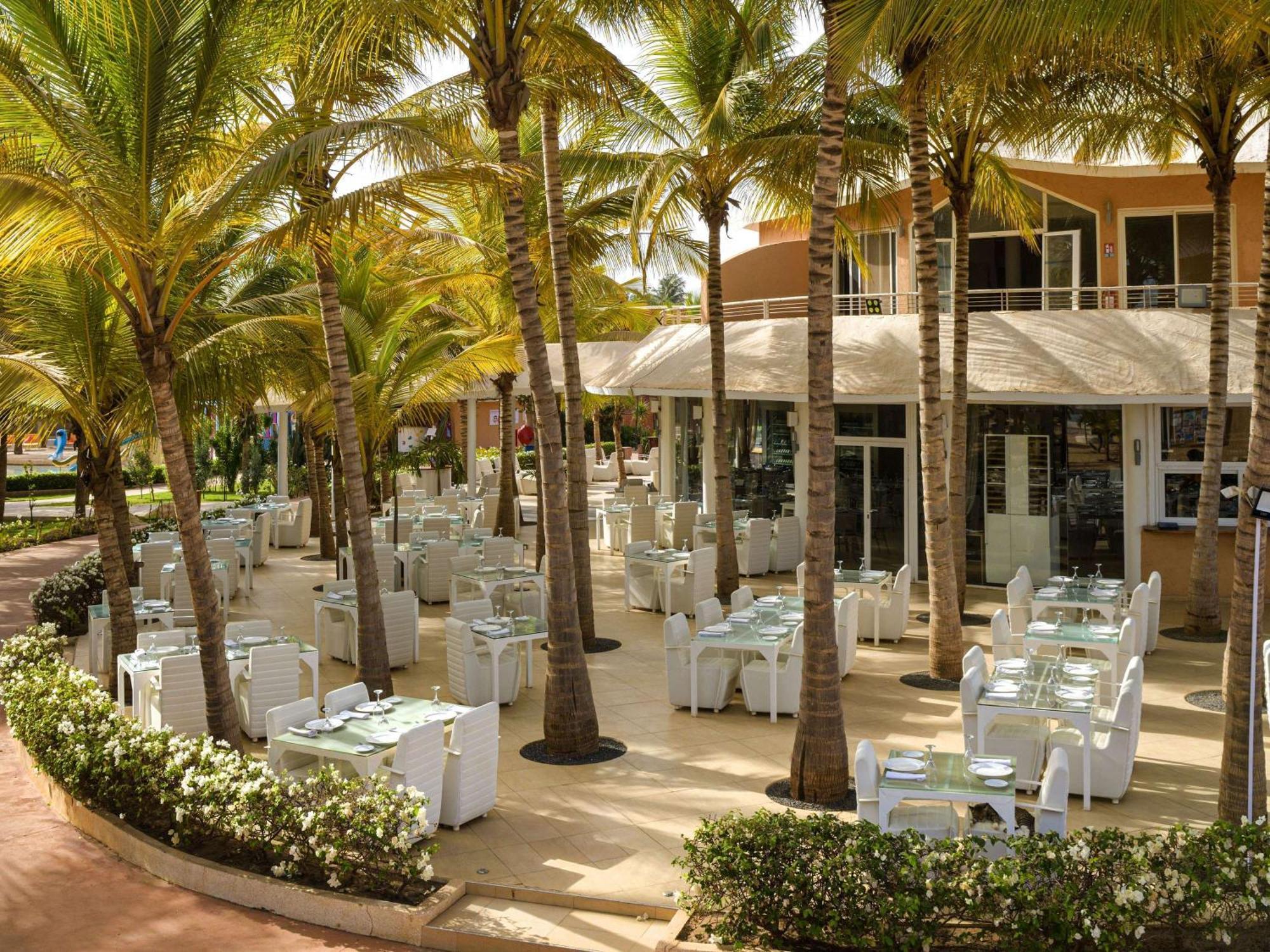 Movenpick Resort Lamantin Saly Экстерьер фото
